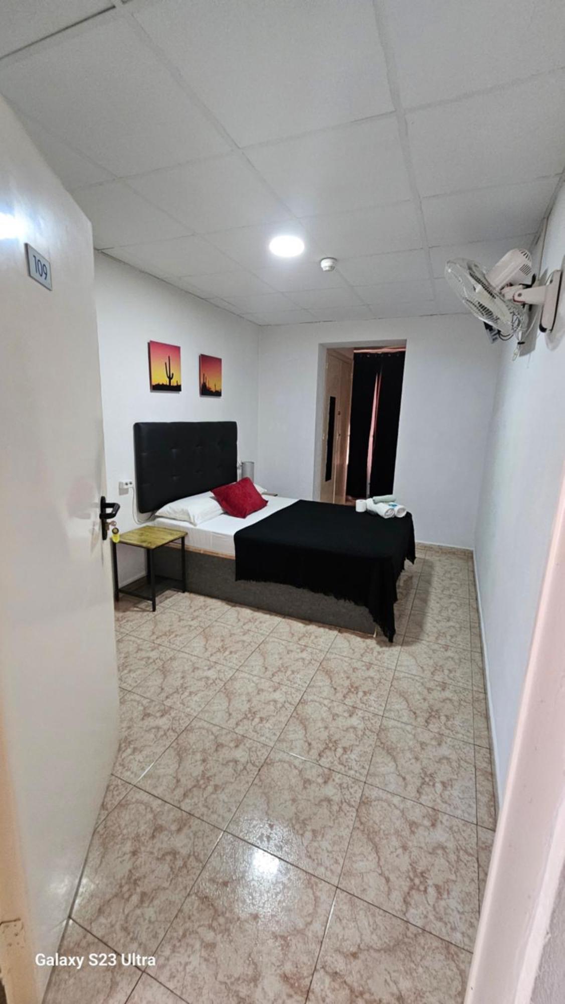 Hostal Sol Celeste Λορέτ Ντε Μαρ Εξωτερικό φωτογραφία